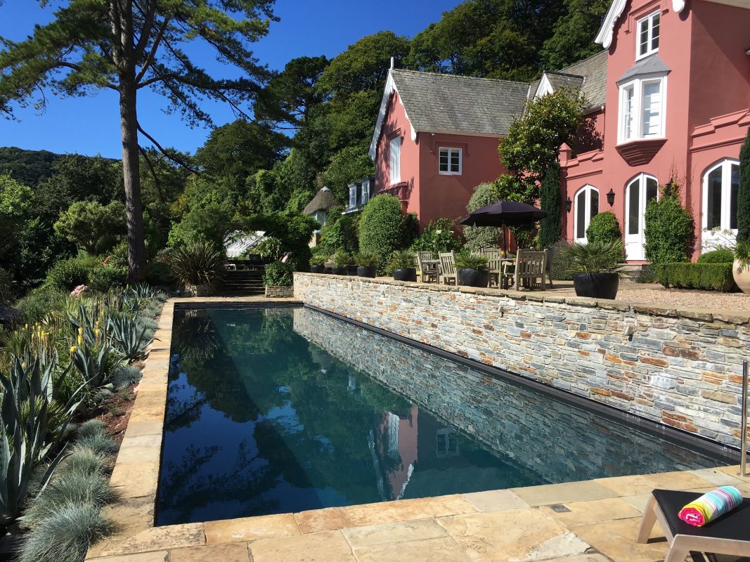 salcombe-outdoor-pool